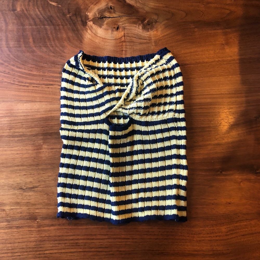 Twist knit tube